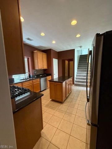 5629 Memorial DR, Virginia Beach, VA 23455