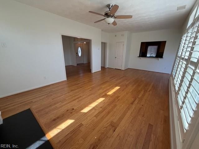 5629 Memorial DR, Virginia Beach, VA 23455
