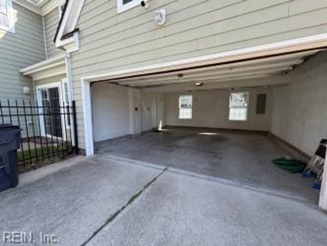 5629 Memorial DR, Virginia Beach, VA 23455