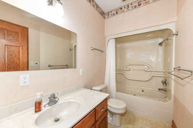 6504 W SR 132, Pendleton, IN 46064