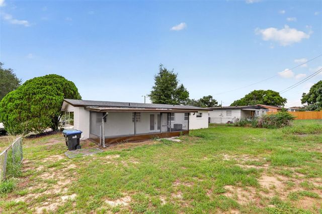3413 PARIS PLACE, Orlando, FL 32818