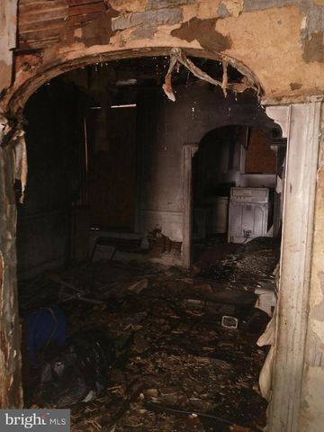 6719 N SMEDLEY ST, Philadelphia, PA 19126