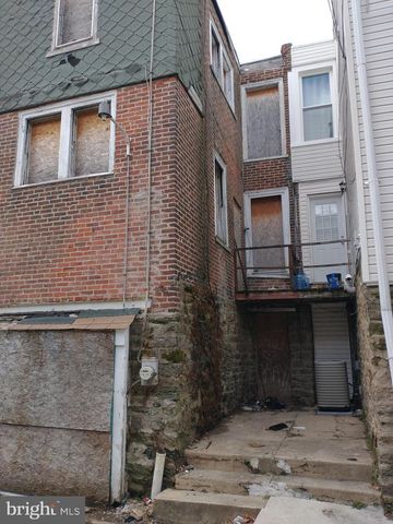 6719 N SMEDLEY ST, Philadelphia, PA 19126