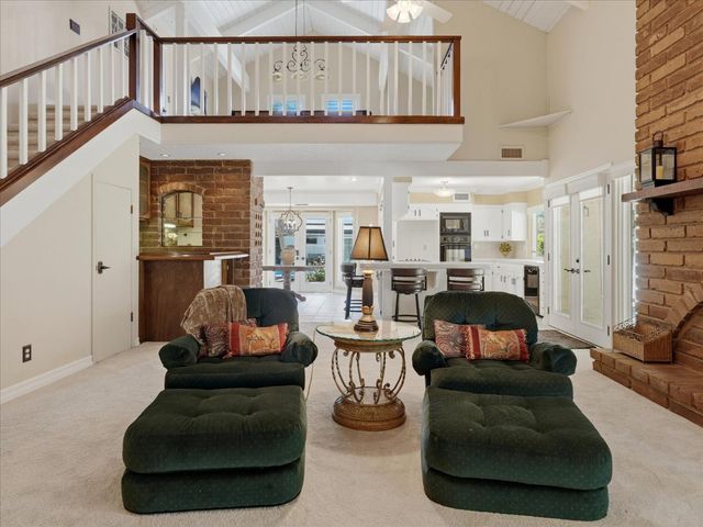 280 E Lisa Avenue, Fresno, CA 93720