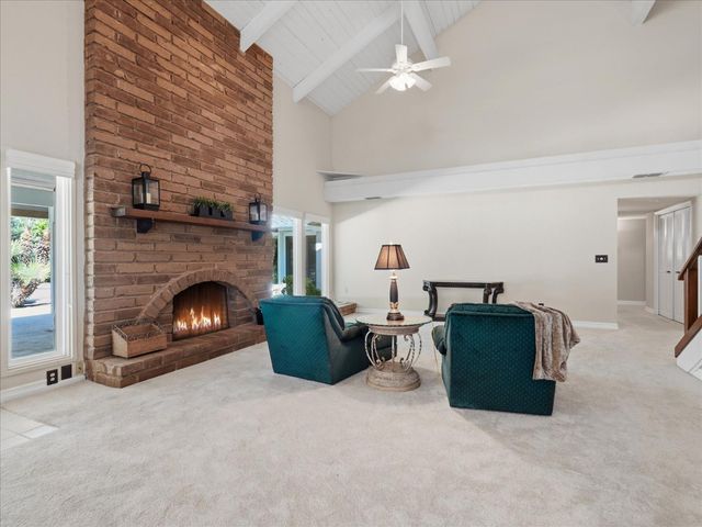 280 E Lisa Avenue, Fresno, CA 93720