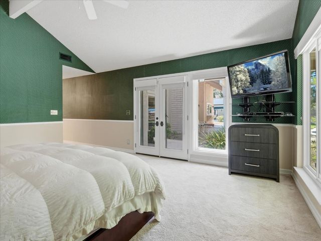 280 E Lisa Avenue, Fresno, CA 93720
