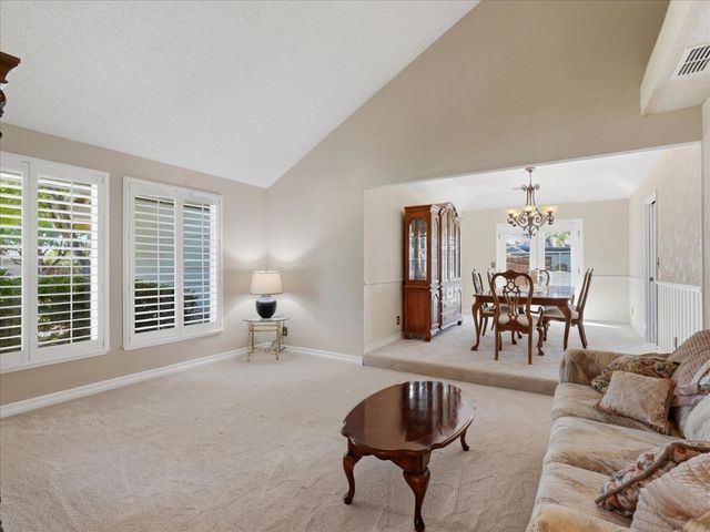 280 E Lisa Avenue, Fresno, CA 93720