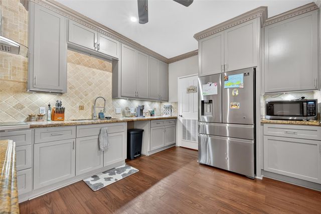 153 County Road 4907, Dayton, TX 77535