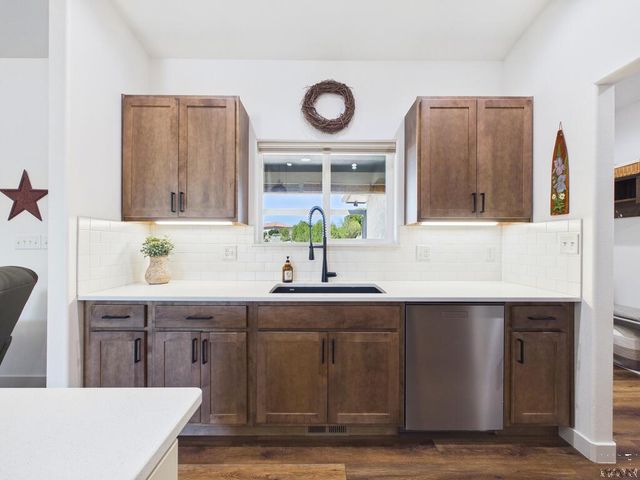 519 S Woodstock Dr, Pueblo West, CO 81007