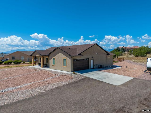 519 S Woodstock Dr, Pueblo West, CO 81007