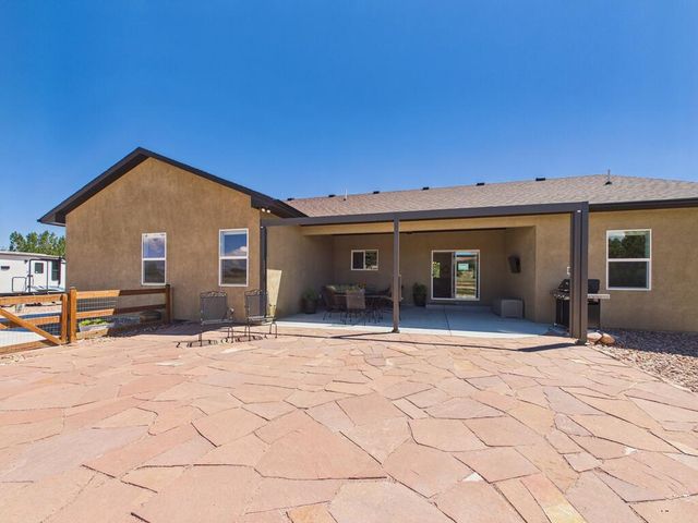 519 S Woodstock Dr, Pueblo West, CO 81007