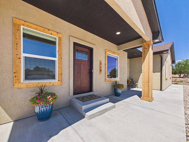 519 S Woodstock Dr, Pueblo West, CO 81007