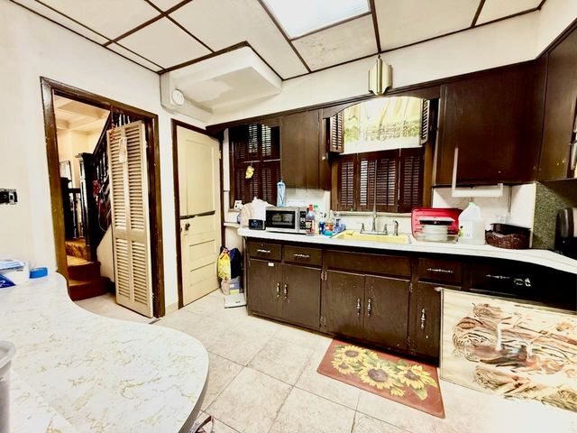 253 JEWETT AVE, Jc, Journal Square, NJ 07304