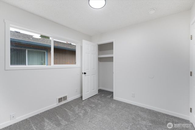 1114 N 1st Avenue, Kelso, WA 98626