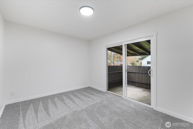 1114 N 1st Avenue, Kelso, WA 98626