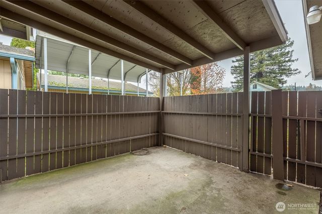 1114 N 1st Avenue, Kelso, WA 98626