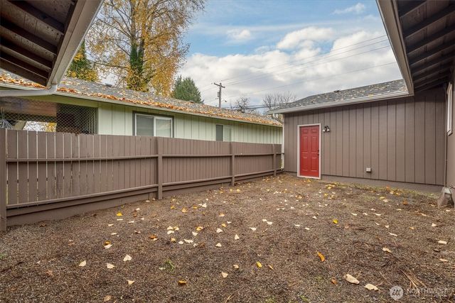 1114 N 1st Avenue, Kelso, WA 98626