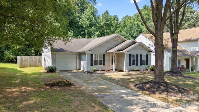 8019 Shiny Meadow Lane, Charlotte, NC 28215