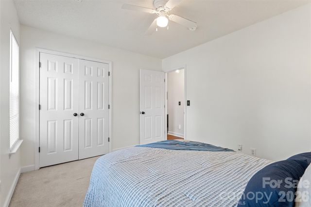 8019 Shiny Meadow Lane, Charlotte, NC 28215