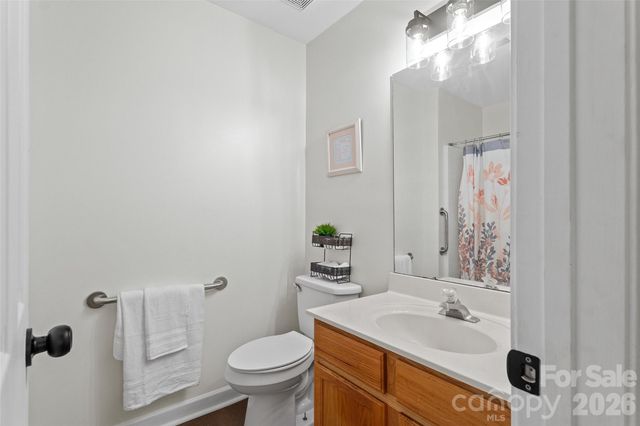 8019 Shiny Meadow Lane, Charlotte, NC 28215