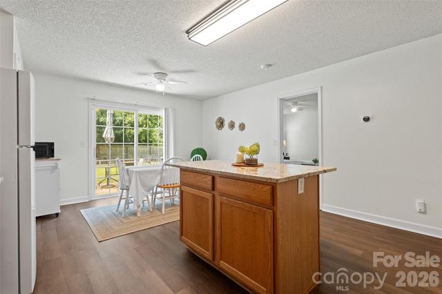 8019 Shiny Meadow Lane, Charlotte, NC 28215