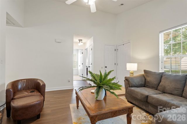 8019 Shiny Meadow Lane, Charlotte, NC 28215