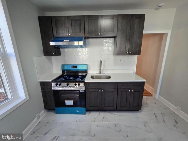 517 E CHELTENHAM AVE, Philadelphia, PA 19120