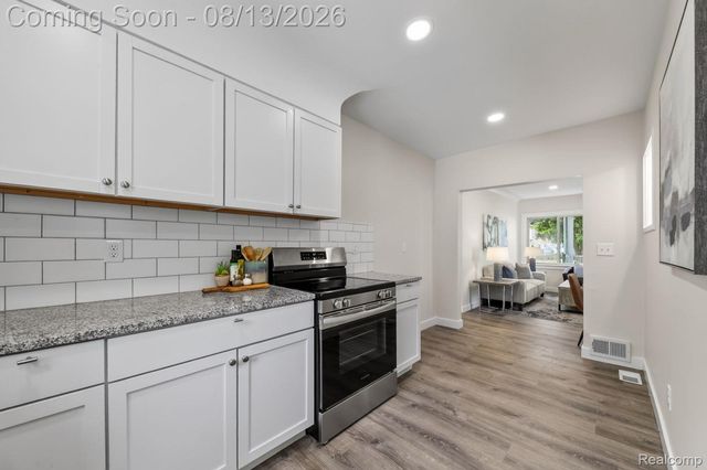 3330 Harris Street, Ferndale, MI 48220