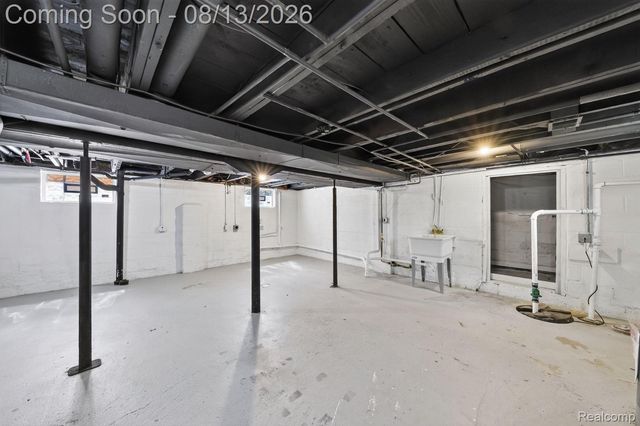 3330 Harris Street, Ferndale, MI 48220
