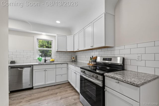 3330 Harris Street, Ferndale, MI 48220