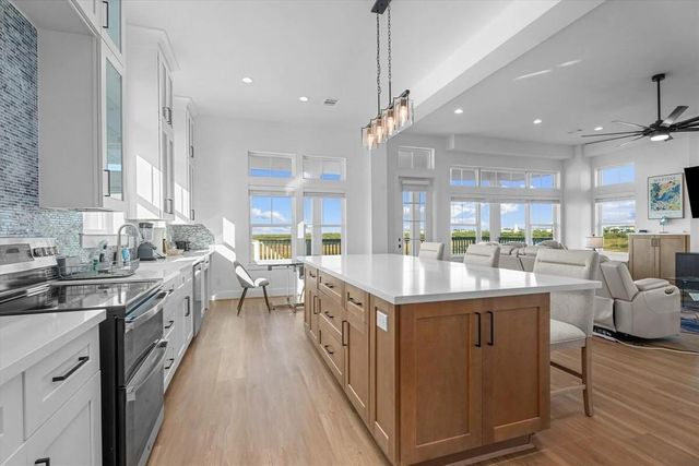 25719 Bay Breeze Drive, Galveston, TX 77554