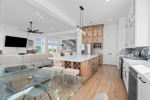25719 Bay Breeze Drive, Galveston, TX 77554