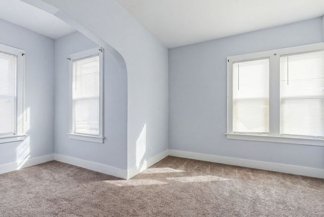 954 Wentworth Avenue, Calumet City, IL 60409