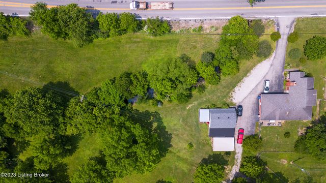 2993 E Blue Lick Rd, Shepherdsville, KY 40165