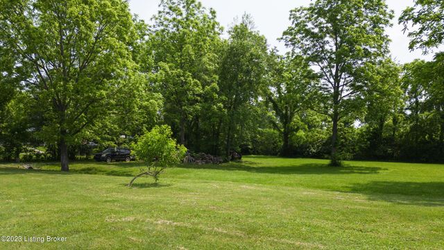 2993 E Blue Lick Rd, Shepherdsville, KY 40165