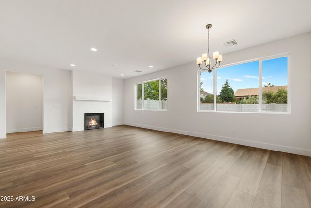 7540 E Louie Lane, Prescott Valley, AZ 86315