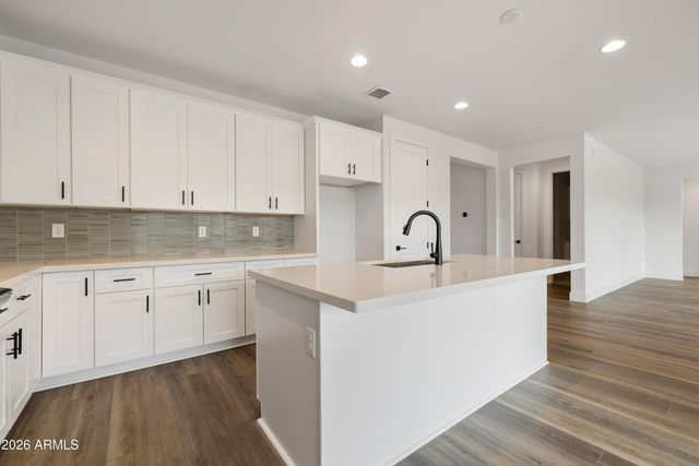 7540 E Louie Lane, Prescott Valley, AZ 86315