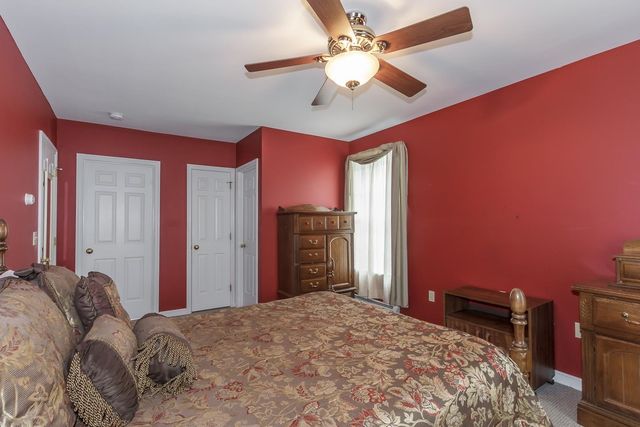 30 Fox Hollow Drive, Weare, NH 03281