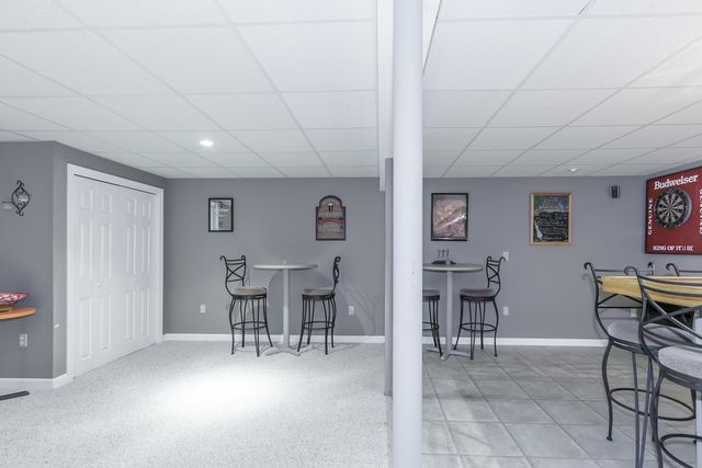 30 Fox Hollow Drive, Weare, NH 03281