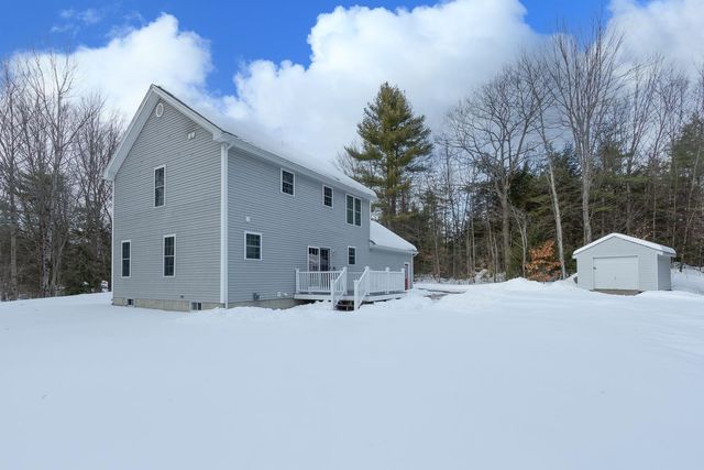 30 Fox Hollow Drive, Weare, NH 03281