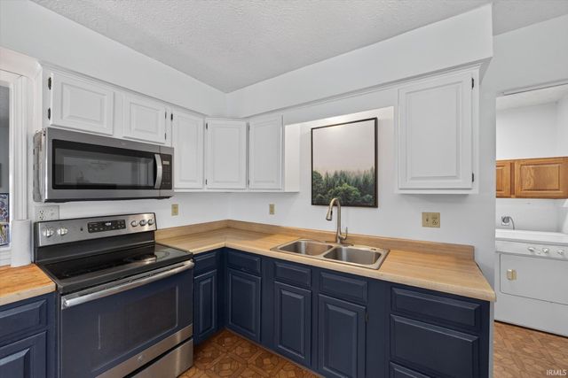 1015 W 14th Street, Bloomington, IN 47404