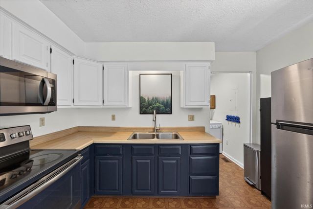 1015 W 14th Street, Bloomington, IN 47404