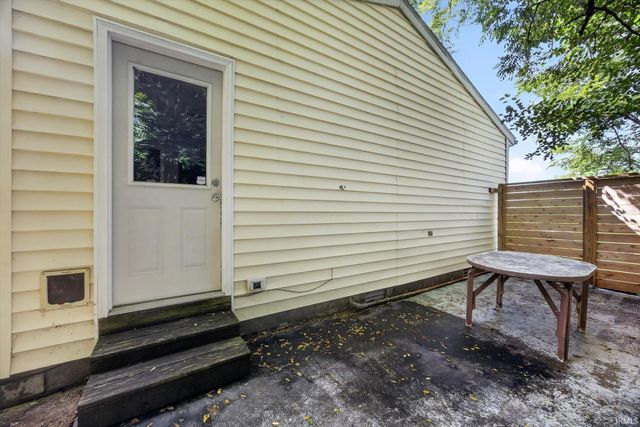 1015 W 14th Street, Bloomington, IN 47404