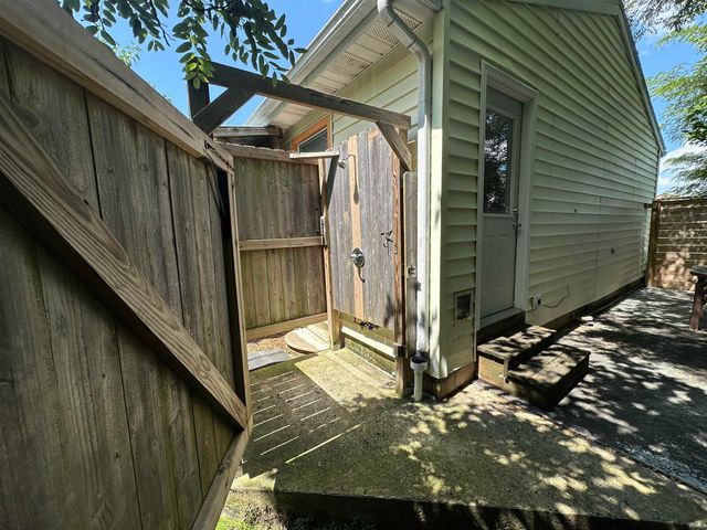 1015 W 14th Street, Bloomington, IN 47404