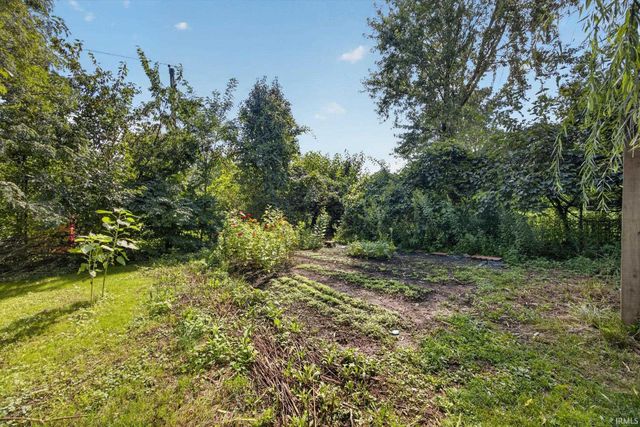 1015 W 14th Street, Bloomington, IN 47404