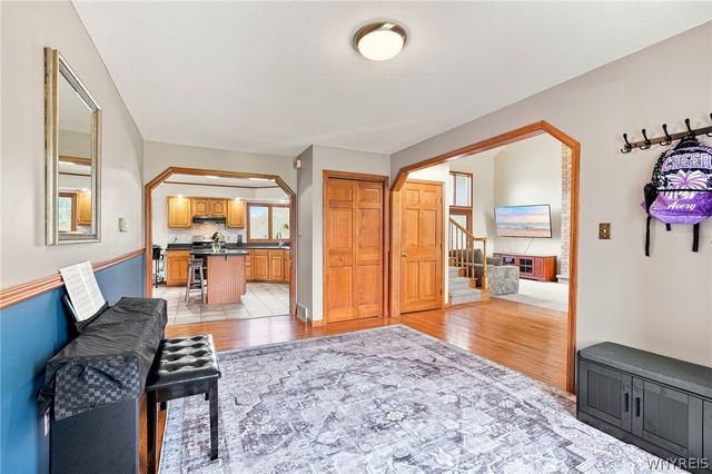 6914 Townline Road, Wheatfield, NY 14120