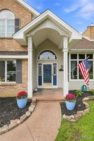 6914 Townline Road, Wheatfield, NY 14120