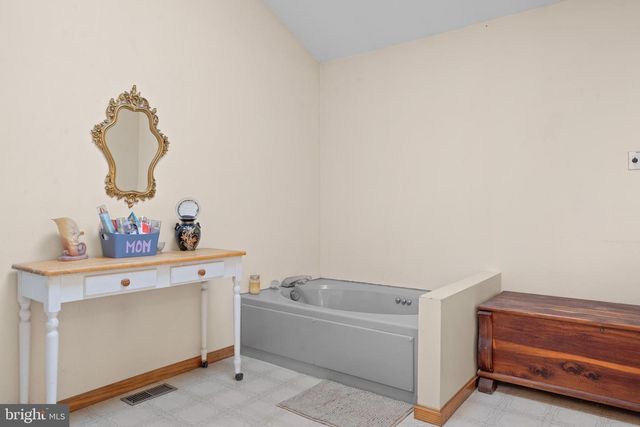 150 PENNSVILLE PEDRICKTOWN RD, Pedricktown, NJ 08067