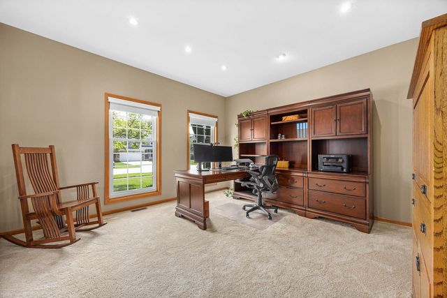 4542 Hatch Lane, Lisle, IL 60532