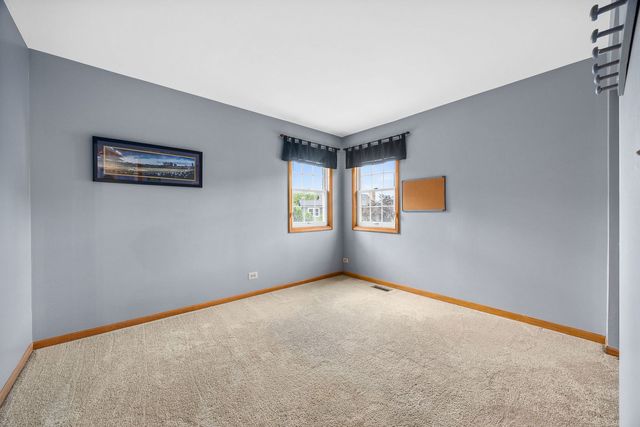 4542 Hatch Lane, Lisle, IL 60532